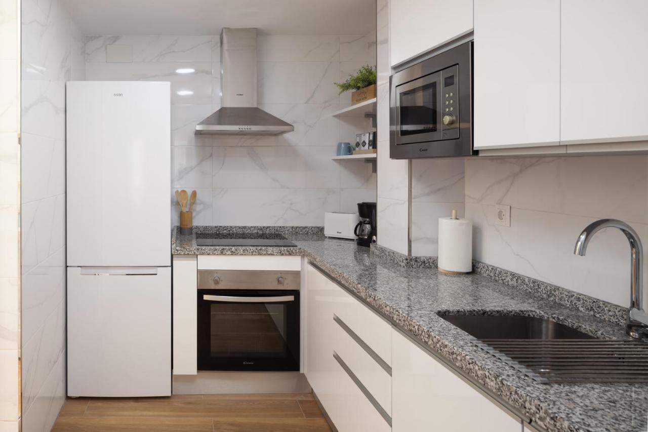 Apartamento Nuria Torre Del Mar Exterior foto